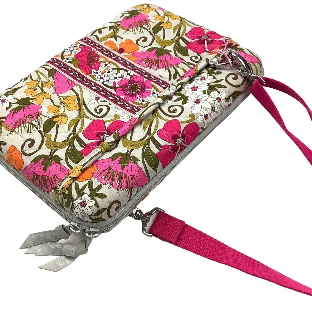 Vera Bradley Tea Garden Pink Floral Hard Shell Mini Laptop ipad Case Bag Quilted